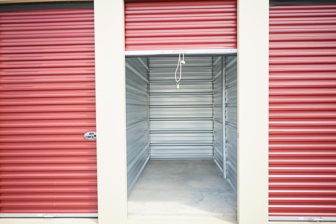 DHighway Storage Facility Image