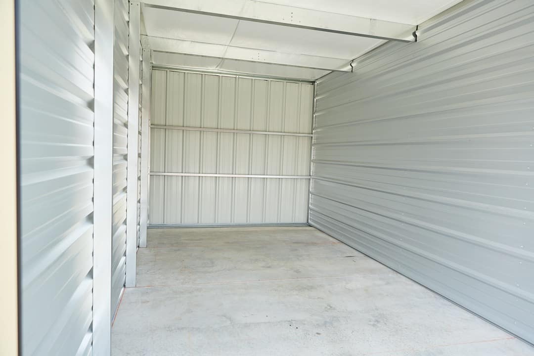DHighway Storage Facility Image Inside Unit