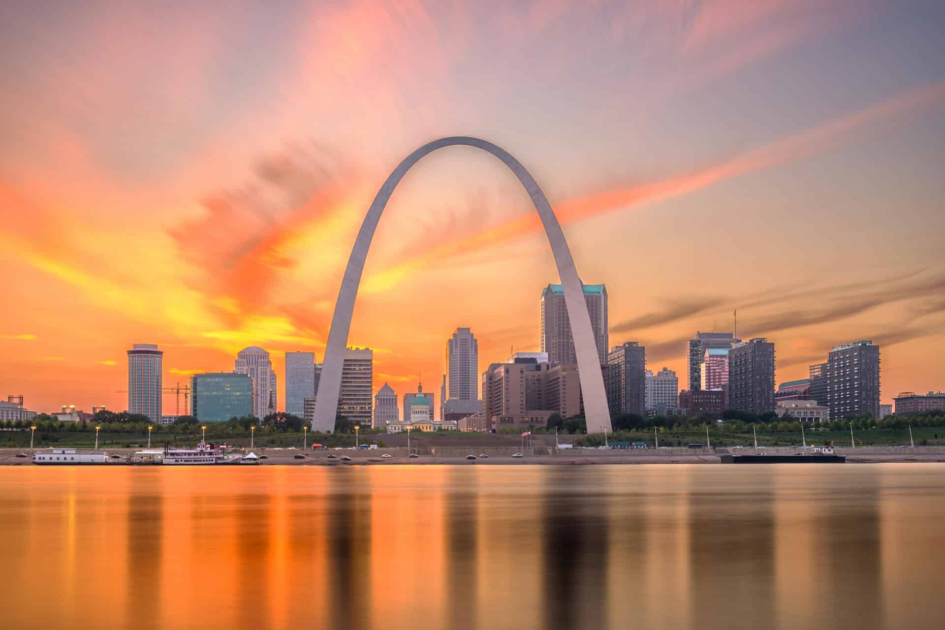 St. Louis, Missouri Skyline - Move to St. Louis, Missouri